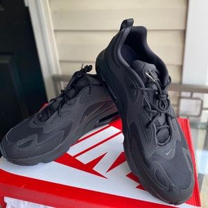 Nike Black Air Max 200